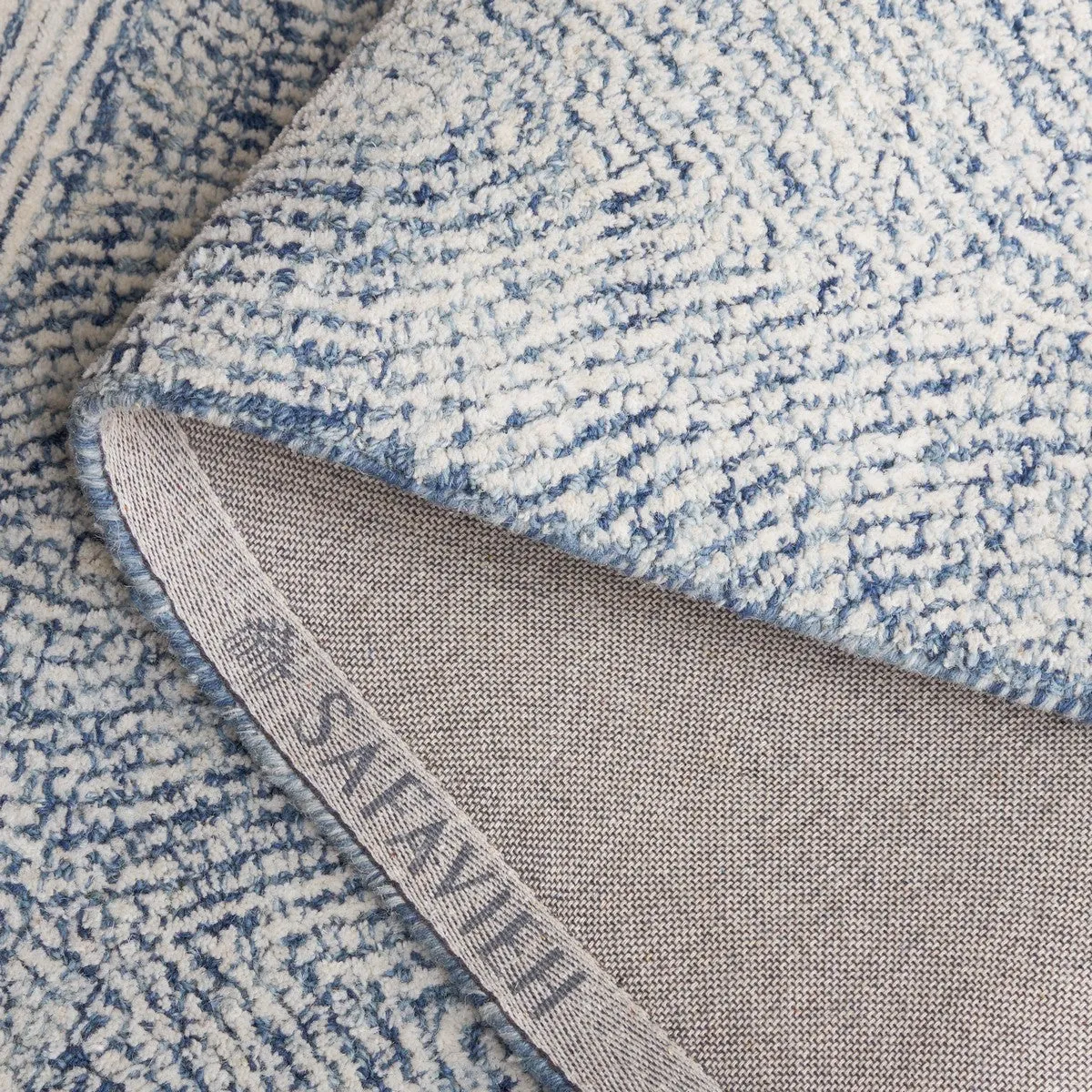 Abstract Hand Tufted Wool Rug from India – Stylish and Durable Home Decor for Any Space