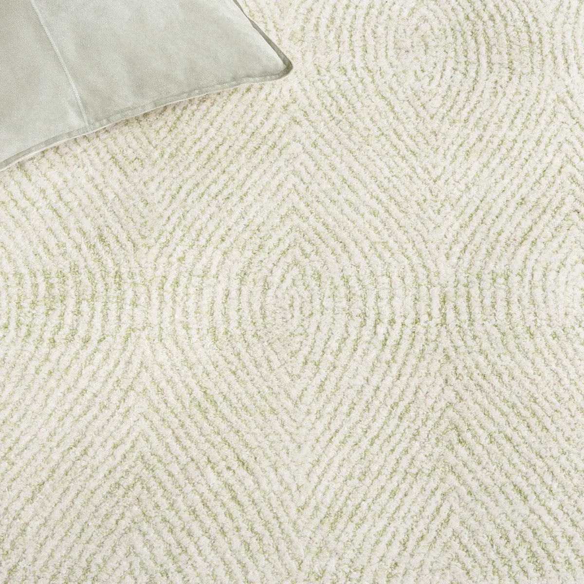 Abstract Hand Tufted Wool Rug from India – Stylish and Durable Home Decor for Any Space