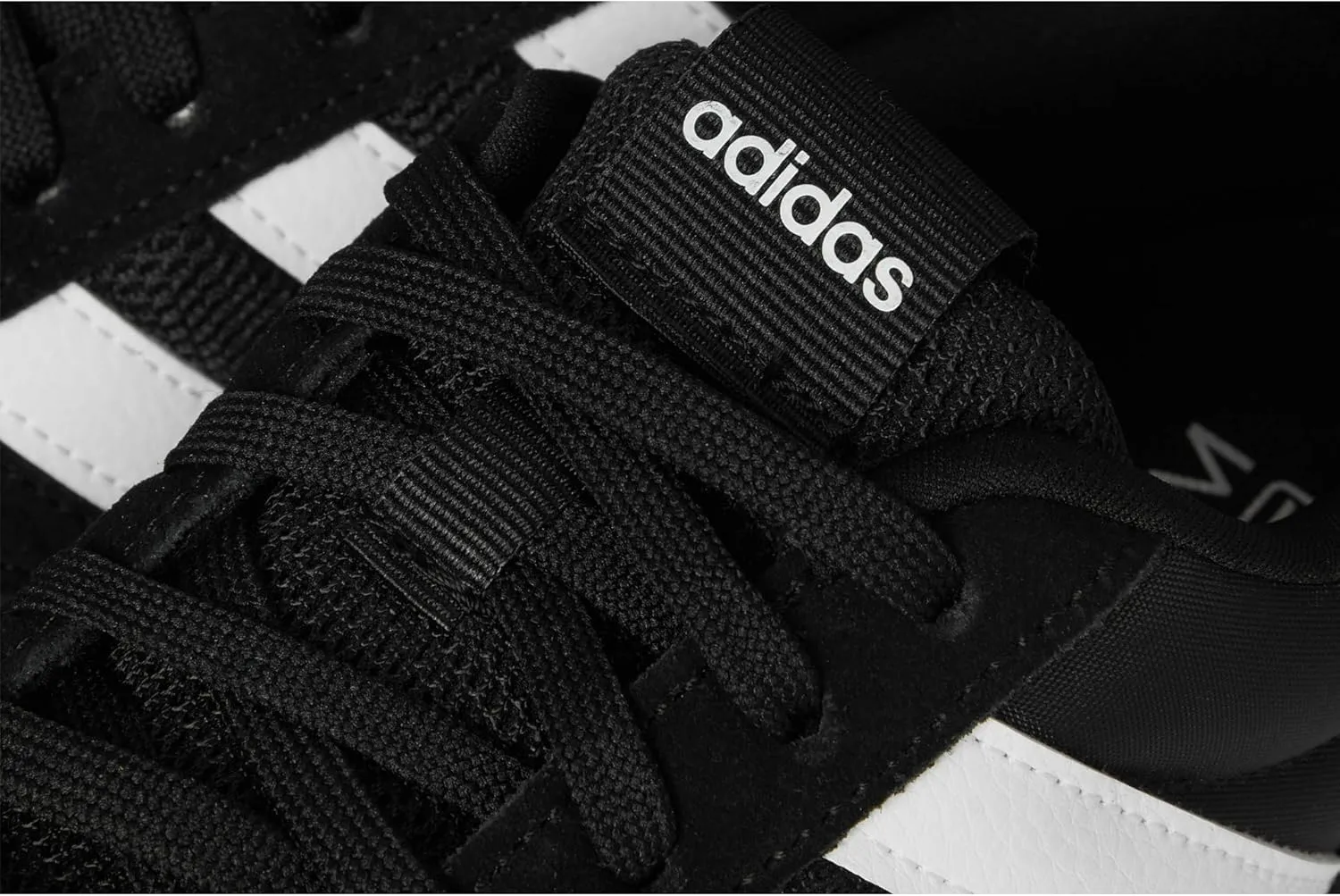adidas Men's Run 84 Shoes Sneaker