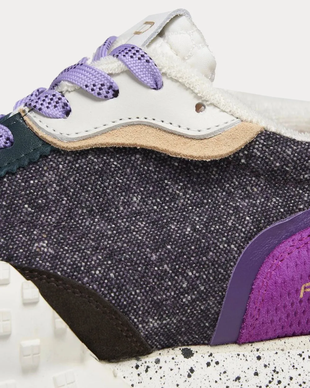 Crease Runner Wind Purple/Black Low Top Sneakers