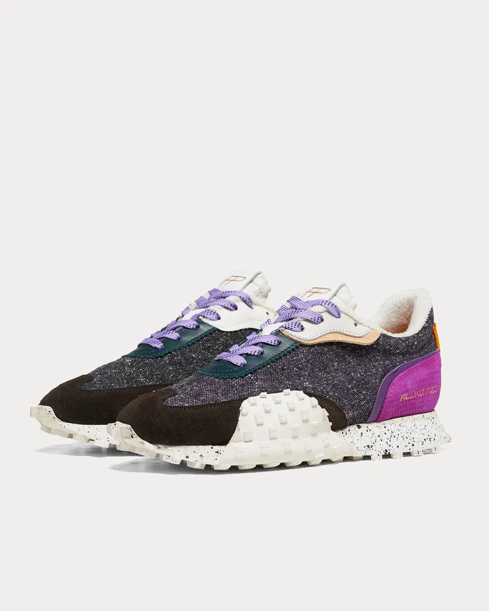 Crease Runner Wind Purple/Black Low Top Sneakers