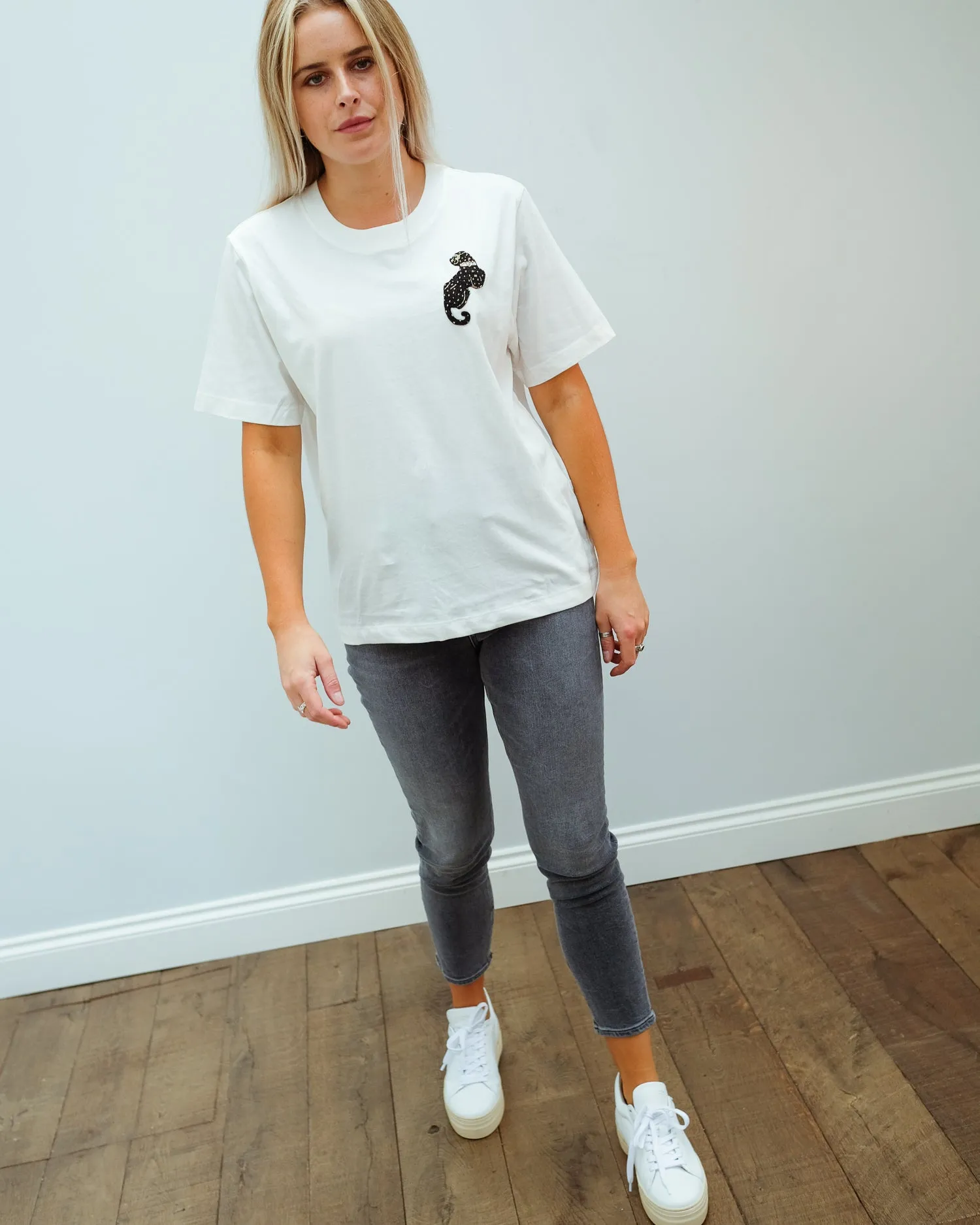 EA Wanthera beads tee in white