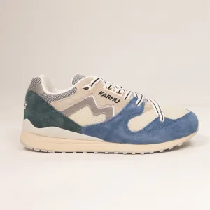 Karhu Synchron Classic - Coronet Blue/Silver Lining
