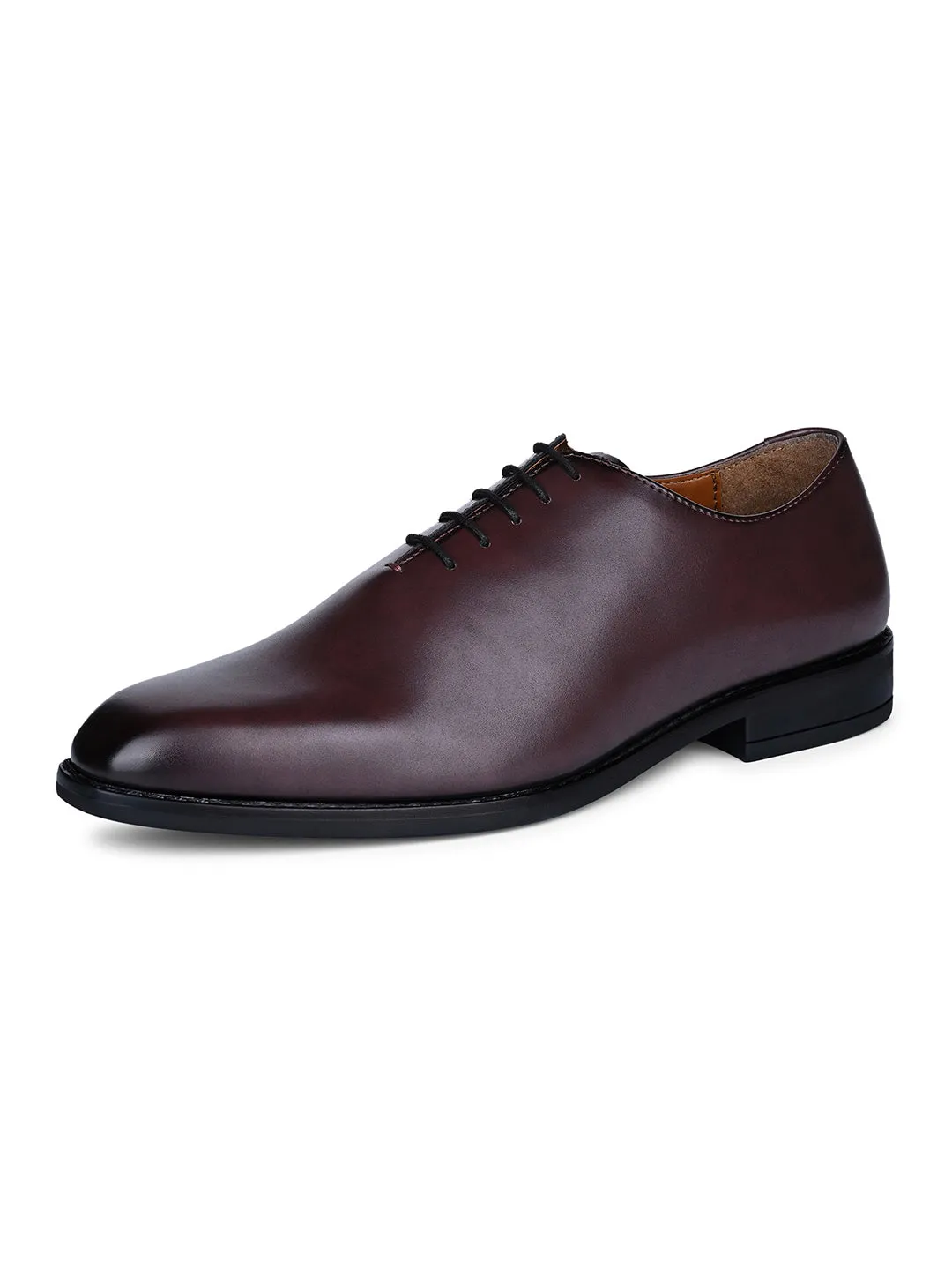 Rosewood Handcrafted Lace-Up Wholecut Derby Shoe