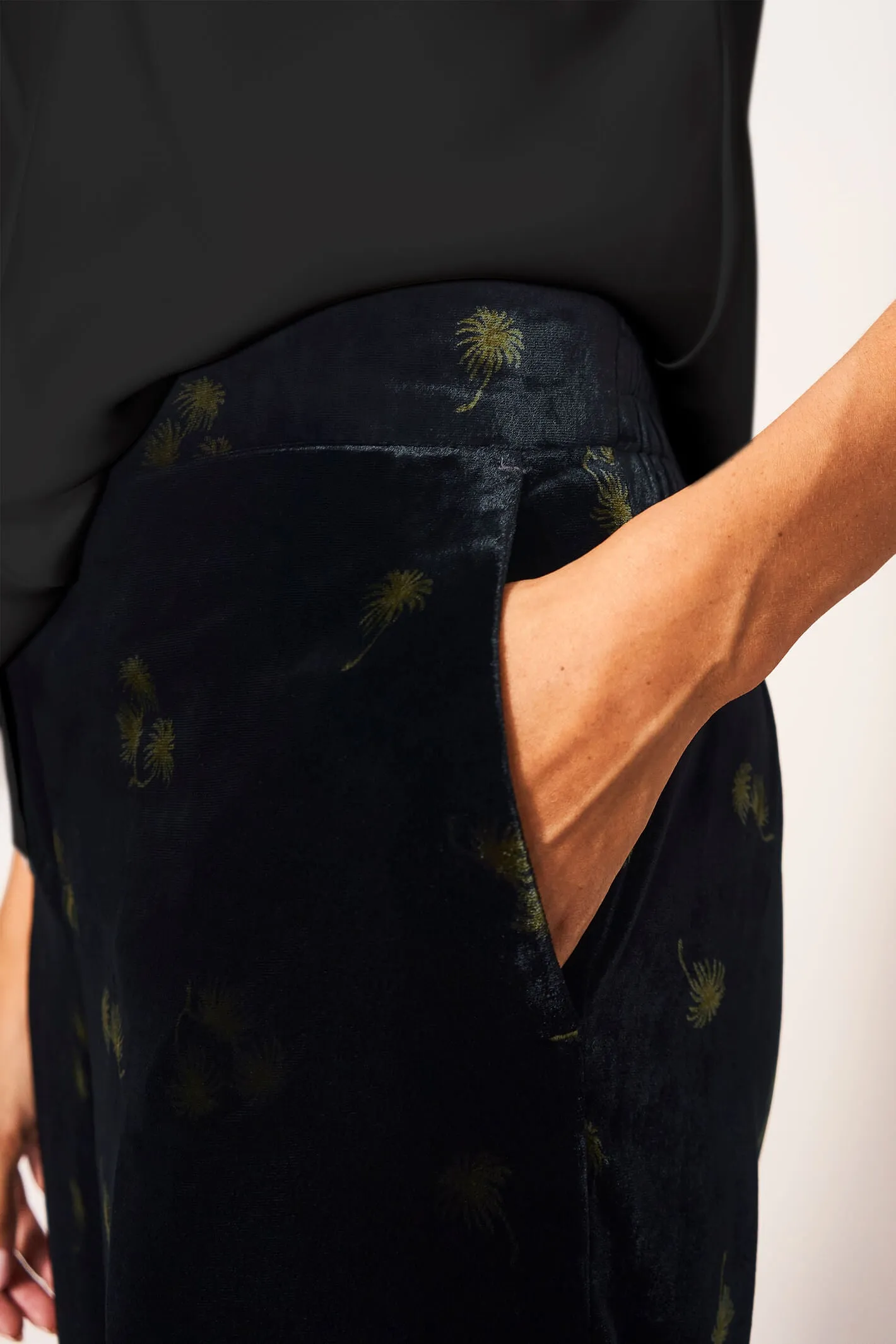White Stuff 437409 Belle Grey Multi Velvet Trouser